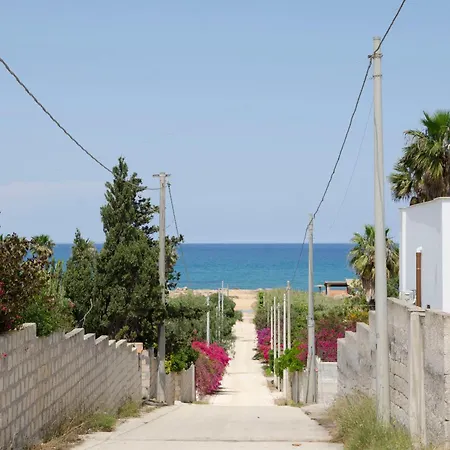 Giulia San Lorenzo Marzamemi Holiday home